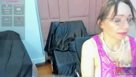 Jennie online show from April 18, 12:20 pm