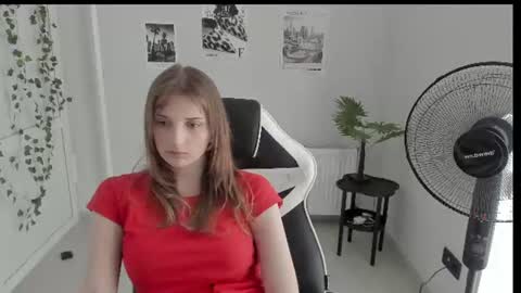 Karla online show from June 22, 3:20 pm