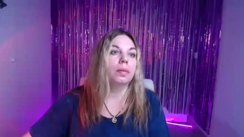 Jennifer online show from September 24, 5:44 am