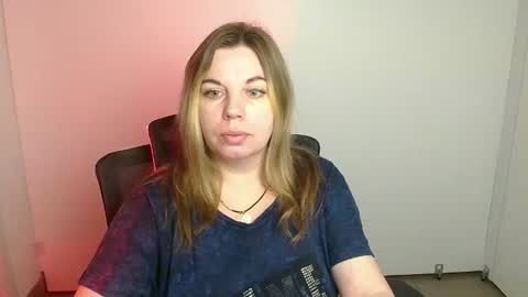 Jennifer online show from October 13, 5:51 am