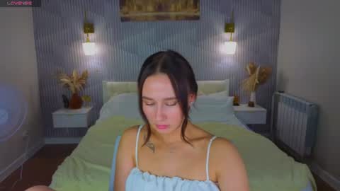 Snapshot of jennifer_richh chatting on July 13, 9:12 am jennifer online show from July 13, 9:12 am