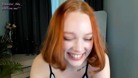 Snapshot of jennifer_shy_ chatting on February 22, 1:24 pm Jennifer online show from February 22, 1:24 pm