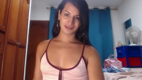 jennifer_t online show from March 10, 10:34 pm