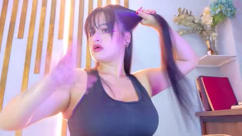 Jennifer vega  online show from December 14, 10:14 pm