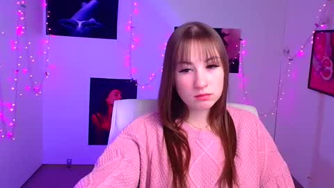 Snapshot of jennifer_xo_ chatting on December 4, 6:33 am Jennifer online show from December 4, 6:33 am