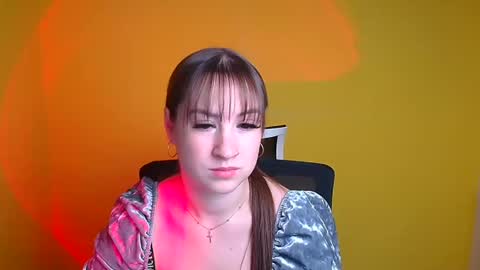 Snapshot of jennifer_xo_ chatting on December 13, 11:28 pm Jennifer online show from December 13, 11:28 pm