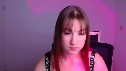 Snapshot of jennifer_xo_ chatting on December 20, 3:31 pm Jennifer online show from December 20, 3:31 pm