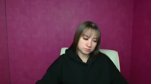 Snapshot of jennifer_xo_ chatting on January 5, 6:46 am Jennifer online show from January 5, 6:46 am