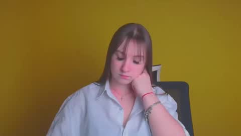 Snapshot of jennifer_xo_ chatting on January 29, 9:33 am Jennifer online show from January 29, 9:33 am