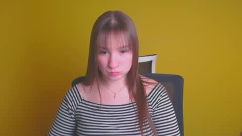 Snapshot of jennifer_xo_ chatting on February 5, 10:41 am Jennifer online show from February 5, 10:41 am