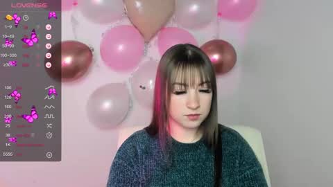 Snapshot of jennifer_xo_ chatting on February 13, 7:24 am Jennifer online show from February 13, 7:24 am