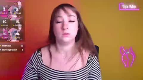 Snapshot of jennifer_xo_ chatting on March 5, 1:06 pm Jennifer online show from March 5, 1:06 pm