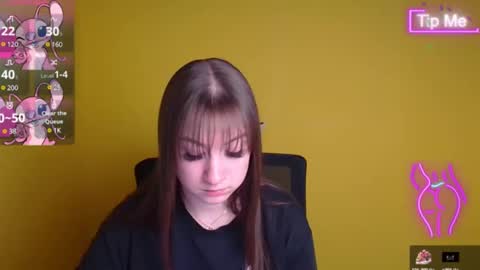 Snapshot of jennifer_xo_ chatting on March 10, 9:43 am Jennifer online show from March 10, 9:43 am