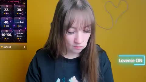 Jennifer online show from December 22, 6:32 am