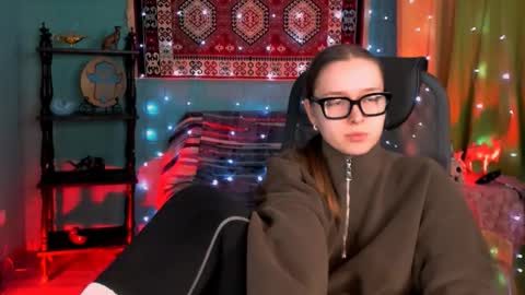 Snapshot of jennifergraces chatting on February 10, 3:38 pm Jennifer online show from February 10, 3:38 pm