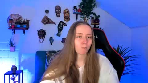 Snapshot of jennifergraces chatting on June 19, 8:12 pm Jennifer online show from June 19, 8:12 pm