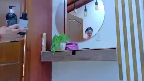 Snapshot of jennifervega1 chatting on March 13, 9:10 pm Jennifer vega online show from March 13, 9:10 pm