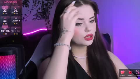 Snapshot of jenniferwandis77 chatting on December 12, 2:59 am Jenni online show from December 12, 2:59 am