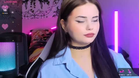 Snapshot of jenniferwandis77 chatting on December 20, 1:11 pm Jenni online show from December 20, 1:11 pm