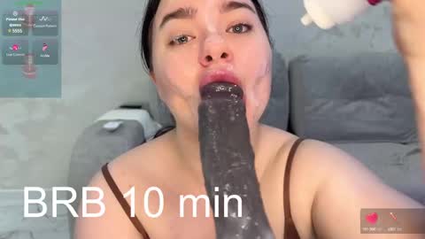 Mila online show from December 31, 3:12 am