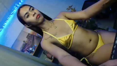 PRETTY JENNY online show from May 19, 10:38 pm