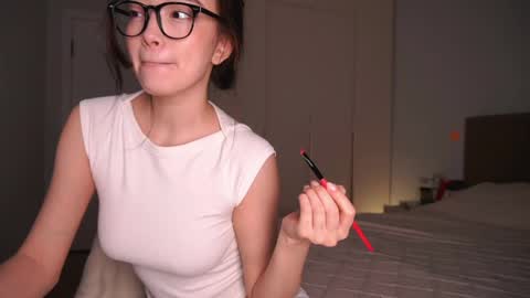 call me Jenny online show from April 7, 1:00 pm