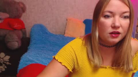 Snapshot of jenny_oliviawow chatting on September 30, 2:11 pm  All the most interesting in private.  my room for my smile  online show from September 30, 2:11 pm