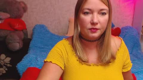 Snapshot of jenny_oliviawow chatting on October 1, 12:44 pm  All the most interesting in private.  my room for my smile  online show from October 1, 12:44 pm