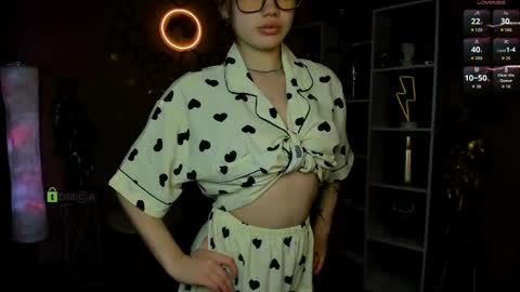 Jenny online show from April 15, 7:43 pm