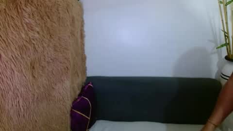 Snapshot of jenny_salvi chatting on September 26, 6:17 am jenny_salvi online show from September 26, 6:17 am