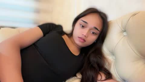 jenny_sweetgirlx online show from June 23, 9:57 pm