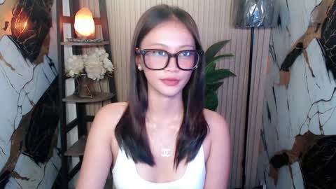 jenny_sweetgirlx online show from July 13, 4:59 am