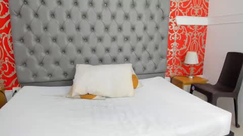 jenny_towers online show from September 9, 10:59 am