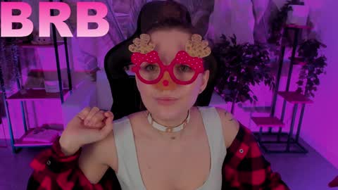 Snapshot of jennydens chatting on January 2, 2:00 am Jenny NO Nude online show from January 2, 2:00 am