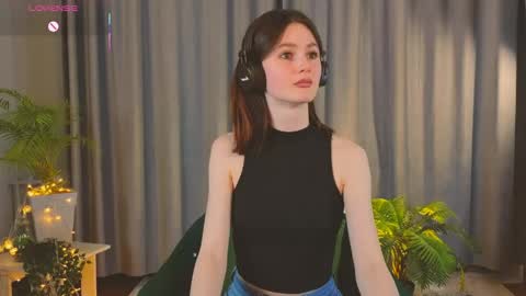 jennyfer_me online show from March 21, 12:43 pm