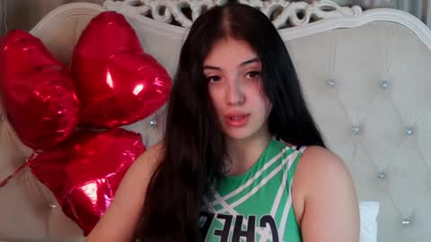 Jenny Ferguson online show from February 7, 10:20 pm