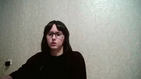 JennyOlset online show from July 1, 2:57 am