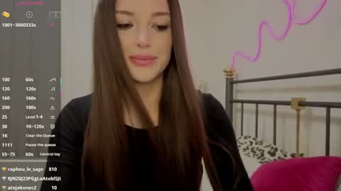 Snapshot of jennyruthjn chatting on June 29, 8:20 pm Jenny online show from June 29, 8:20 pm