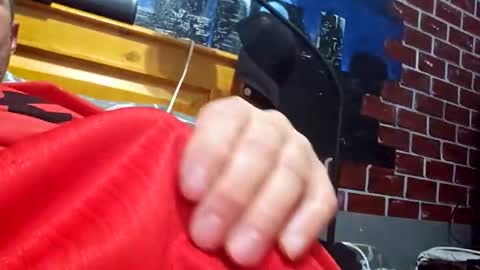 Lous online show from December 3, 8:29 pm