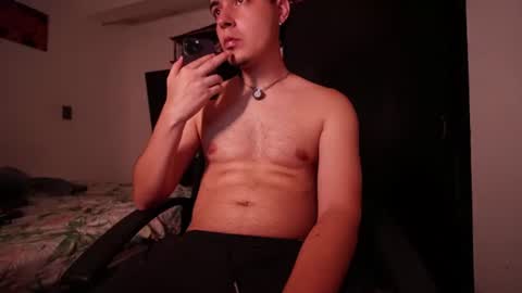 Snapshot of jeremy_buttler chatting on July 7, 4:48 am Jeremy online show from July 7, 4:48 am