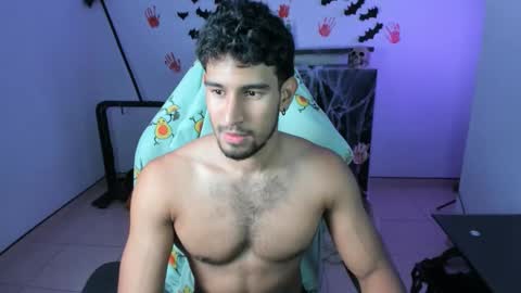 jeremy_colton_hot online show from October 26, 11:05 am