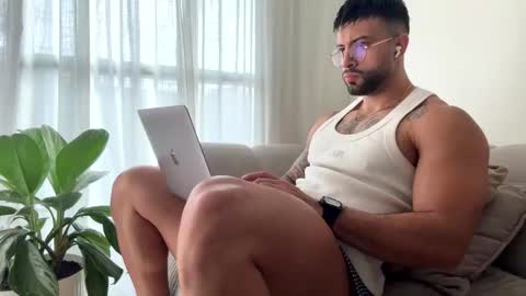 Jeremy online show from April 25, 12:30 pm
