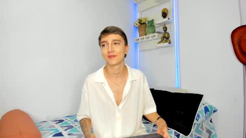 Snapshot of jeremy_salvatore_ chatting on October 1, 2:56 pm jero independent model online show from October 1, 2:56 pm