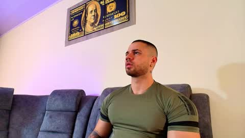 Jeremy Lowe online show from January 9, 8:32 pm