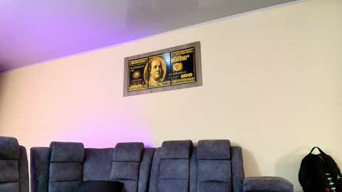 Jeremy Lowe online show from February 5, 3:49 pm