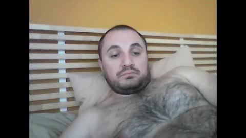Snapshot of jeremytoulouse33 chatting on January 1, 8:24 am jeremytoulouse33 online show from January 1, 8:24 am