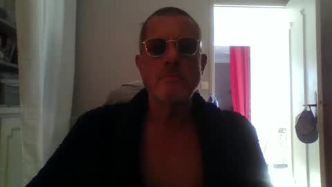 jerflor online show from November 3, 11:55 am