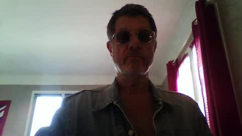 Snapshot of jerflor chatting on February 17, 12:23 pm jerflor online show from February 17, 12:23 pm