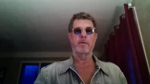 Snapshot of jerflor chatting on March 2, 5:42 pm jerflor online show from March 2, 5:42 pm