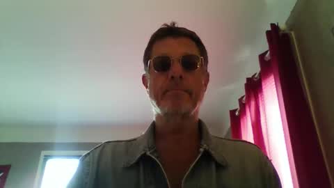 Snapshot of jerflor chatting on March 3, 11:38 am jerflor online show from March 3, 11:38 am